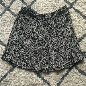 American Eagle Outfitters Black and White Patterned Skirt
